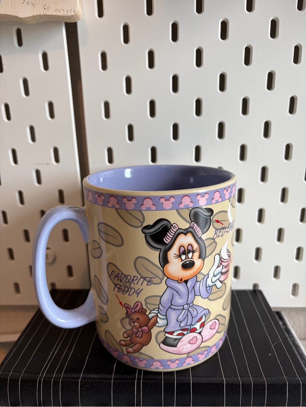 2013 XL 26oz Minnie Mouse Mug from Disneyland